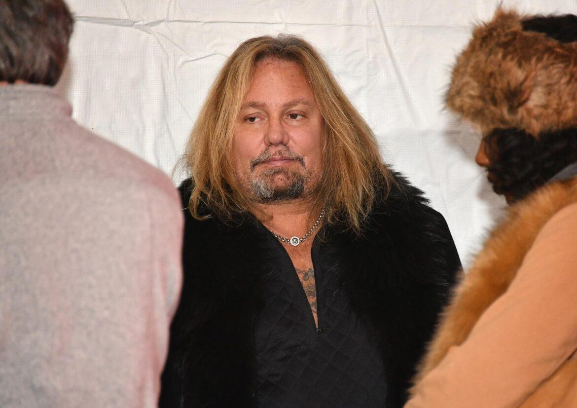 Vince Neil – To Perform With His Solo Band at Hard Rock Live Tulsa Jan. 12, Vows to Jam Crue Classics!