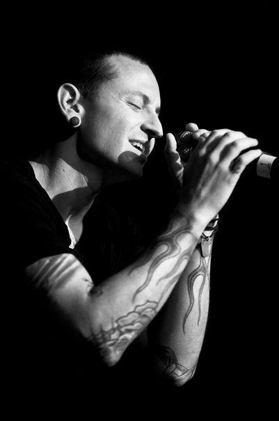 CHESTER BENNINGTON, Decapitated Kids & The Tunnels